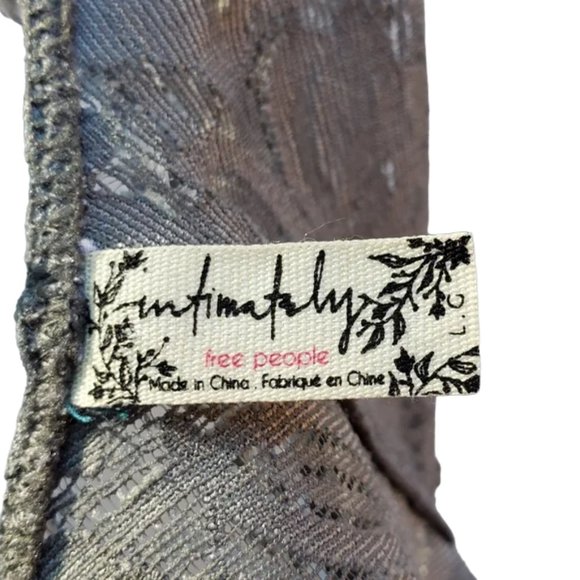 Intimately Free People Galloon Lace Racerback Bralette Floral Wireless V-neck L - Picture 13 of 14